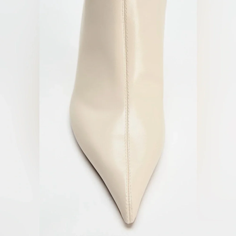 NWT. Zara White Knee High Heel Boots. Size 10. - Picture 6 of 8